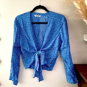 Patterned Wrap Top 💙